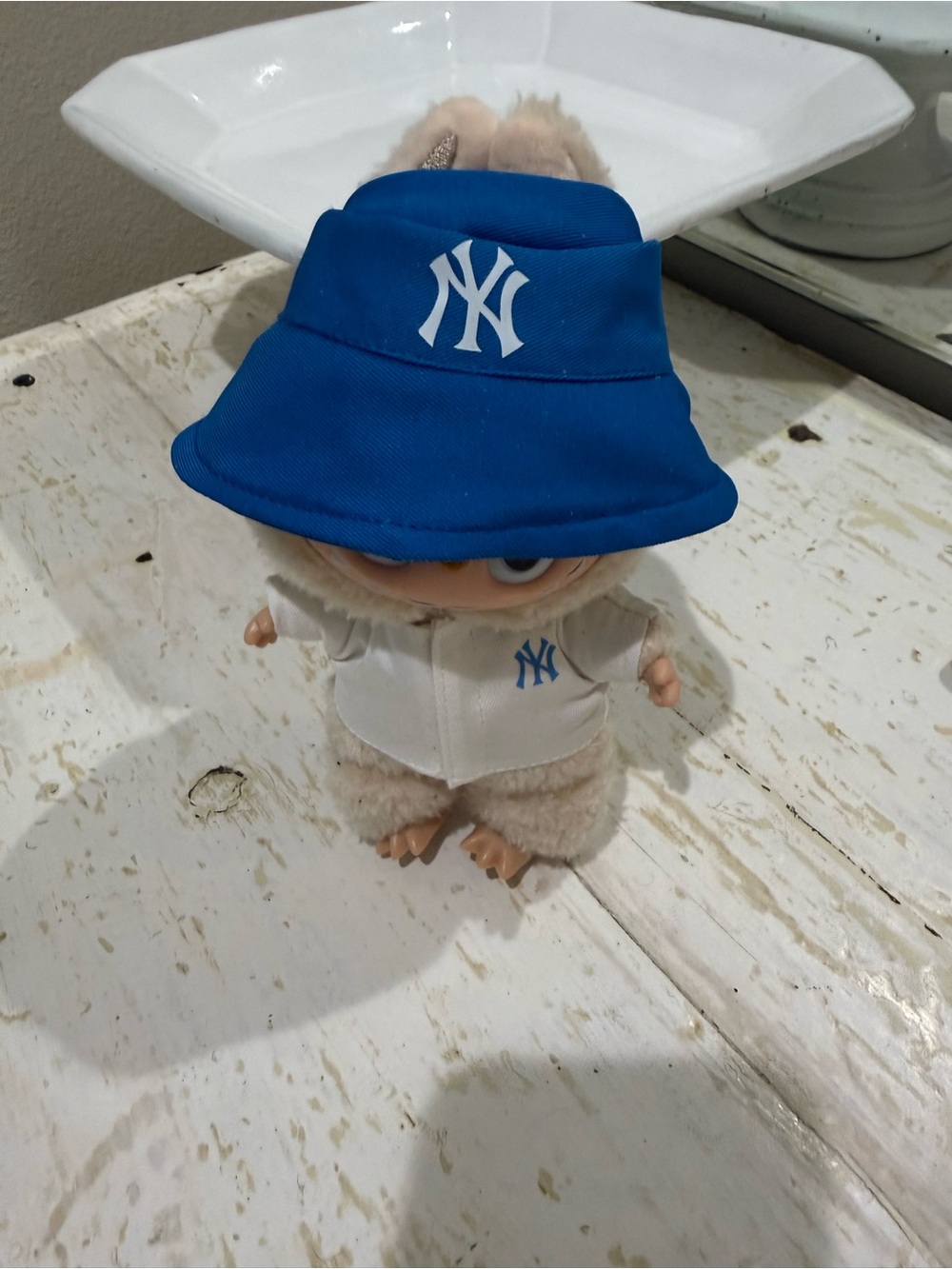 Labubu 2 piece Outfit 17cm baseball